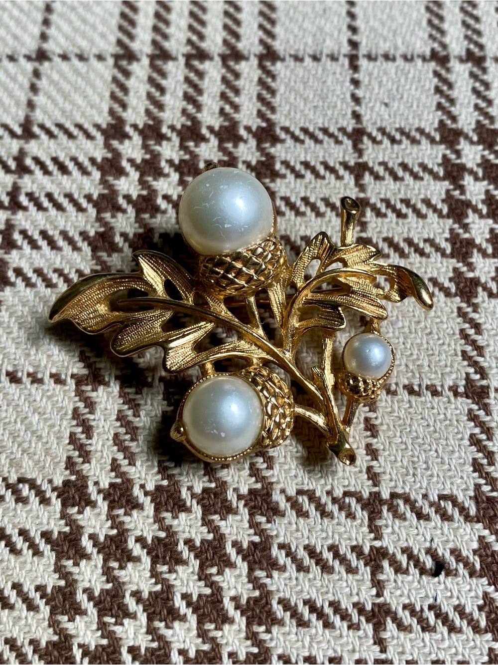 Avon Gold-Tone Acorn & Pearl Leaf Brooch - Women Jewelry